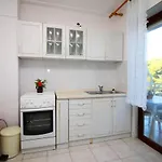 Apartment With A Parking Space Bilo, Primosten - 9467