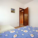 With A Parking Space Bilo, Primosten - 9467 Apartment *