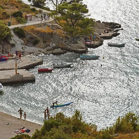 With A Parking Space Bilo, Primosten - 9467 ザボリッチ