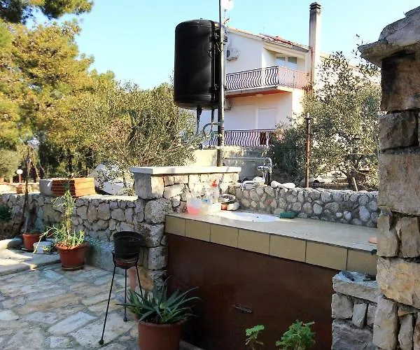 With A Parking Space Bilo, Primosten - 9467 *