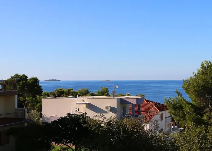 With A Parking Space Bilo, Primosten - 9467