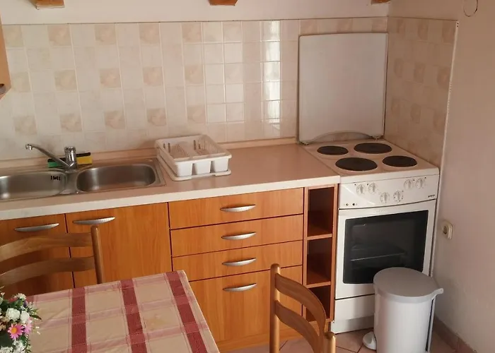 With A Parking Space Bilo, Primosten - 9467 * Zaboric