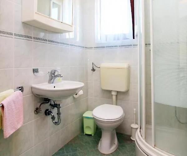 Appartement With A Parking Space Bilo, Primosten - 9467 *