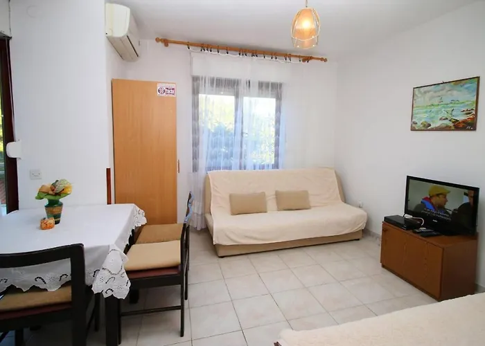 With A Parking Space Bilo, Primosten - 9467