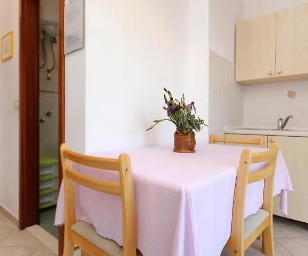 Appartement With A Parking Space Bilo, Primosten - 9467 Zaboric